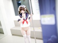 [Cosplay] 胡桃猫Kurumineko - 电车痴女