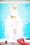 [Cosplay] 焖焖碳 FGO 尼禄睡裙