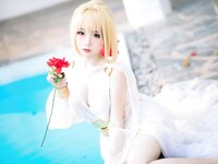 [Cosplay] 焖焖碳 FGO 尼禄睡裙