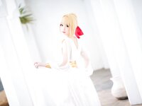 [Cosplay] 焖焖碳 FGO 尼禄睡裙