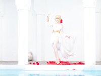 [Cosplay] 焖焖碳 FGO 尼禄睡裙
