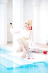 [Cosplay] 焖焖碳 FGO 尼禄睡裙