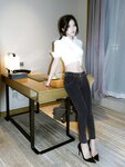 [XR Uncensored] 汁汁 - R18 秀人网模特 实习期女秘书