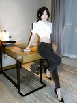 [XR Uncensored] 汁汁 - R18 秀人网模特 实习期女秘书