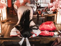 [Cosplay] Natsuko夏夏子 - 碧蓝航线 大山巫女兔 [70P-414MB]