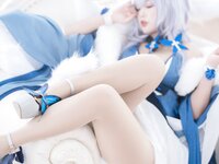 [Cosplay] Niyeye 白烨烨 - Shinano Pajama Seduction 信浓睡衣诱惑