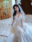 [XR Uncensored] 朱朱molly - R18 秀人网模特 新人首秀 洁白婚纱