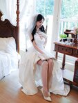 [XR Uncensored] 朱朱molly - R18 秀人网模特 新人首秀 洁白婚纱