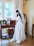 [XR Uncensored] 朱朱molly - R18 秀人网模特 新人首秀 洁白婚纱