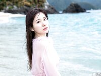 [Graphis] SUMMER SPECIAL 2025 – Mei Itsukaichi 五日市芽依 Vacation Vol. 6