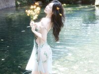 [XR Uncensored] Yin Tian Tian (尹甜甜) - R18 秀人网模特 溪水边
