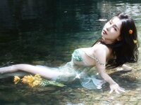 [XR Uncensored] Yin Tian Tian (尹甜甜) - R18 秀人网模特 溪水边