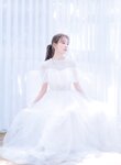 [Photobook] Sakura Miyawaki 宮脇 咲良 - Graduation Visual Booklet