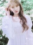 [Photobook] Sakura Miyawaki 宮脇 咲良 - Graduation Visual Booklet