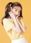 [Photobook] Sakura Miyawaki 宮脇 咲良 - Graduation Visual Booklet