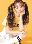[Photobook] Sakura Miyawaki 宮脇 咲良 - Graduation Visual Booklet