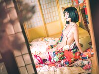 [COSPLAY] 黄金二逼王 – 樱花舞娘 [45P582M]