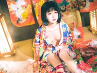 [COSPLAY] 黄金二逼王 – 樱花舞娘 [45P582M]