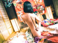[COSPLAY] 黄金二逼王 – 樱花舞娘 [45P582M]