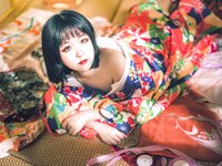[COSPLAY] 黄金二逼王 – 樱花舞娘 [45P582M]