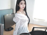 [PURE MEDIA] Vol.182 Bomi – Bomistry’s office [96p987m]