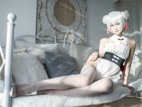 [COSPLAY] 羽生三未 - 中華厨娘 [32P]