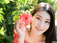 [Graphis] 2022-10-08 Suzu Honj 本庄鈴 『 Feeling 』 SET 02 [20P25.5 Mb]