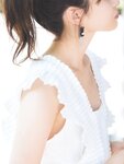 [Photobook] Sayuri Inoue 井上小百合 1st Photobook - Existence 存在 (2018-12-12)
