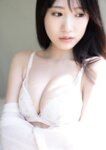 [Photobook] Yokono Sumire 横野すみれ　Restart スピ／サン グラビアフォトブック