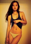 [Photobook] Riho Takada 高田里穂 – Kansei sareta Mikansei 完成された未完成 (2022-10-31)