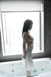 [Photobook] ＨＡＲＵＫＡ「最高級のカラダ、乱れる。ｖｏｌ．１」　ＦＲＩＤＡＹデジタル写真集