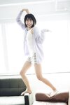 [Photobook] 坂ノ上茜　グラから見るか？エモから見るか？　ヤンマガデジタル写真集