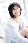 [Photobook] 坂ノ上茜　グラから見るか？エモから見るか？　ヤンマガデジタル写真集