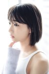 [Photobook] 坂ノ上茜　グラから見るか？エモから見るか？　ヤンマガデジタル写真集