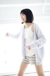 [Photobook] 坂ノ上茜　グラから見るか？エモから見るか？　ヤンマガデジタル写真集