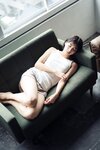 [Photobook] 坂ノ上茜　グラから見るか？エモから見るか？　ヤンマガデジタル写真集