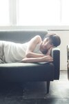 [Photobook] 坂ノ上茜　グラから見るか？エモから見るか？　ヤンマガデジタル写真集