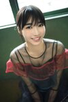 [Photobook] 坂ノ上茜　グラから見るか？エモから見るか？　ヤンマガデジタル写真集