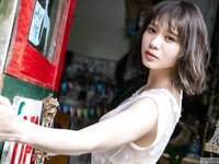 [Graphis] 2022-11-04 Gals - Nanami Ogura 小倉七海 『 Precious Stone 』 SET 02 [20P24.7 Mb]