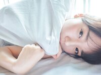 [Photobook] 齊藤京子1st写真集 とっておきの恋人+Postcard