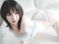 [PURE MEDIA] Vol.090 Uhye