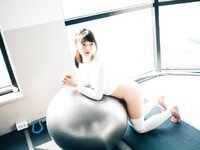 [Loozy] Kissme - Strip Fitness