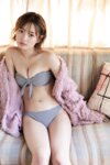 [FRIDAY] 2022.11.03 夢咲ももな「人生初水着グラビア」20カット