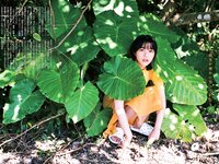 週刊文春 2022.02.24 原色美女図鑑 のん