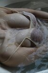 [Photobook] 塩地美澄「日本一のフェロモン美女アナと官能トリップ」　ＦＲＩＤＡＹデジタル写真集