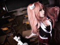 [Cosplay] Usagi うさぉ Junko×Zan Nee-chan 盾子×残姉 (Danganronpa)