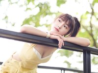 [Photobook] 峮峮2nd写真集「QUNing」
