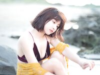 [Photobook] 峮峮2nd写真集「QUNing」