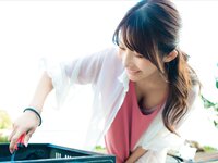 [Photobook] 琴井ありさデジタル写真集『琴井に恋と _ 真紅と夜明けの完全版 』