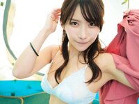 [Photobook] 琴井ありさデジタル写真集『琴井に恋と _ 真紅と夜明けの完全版 』